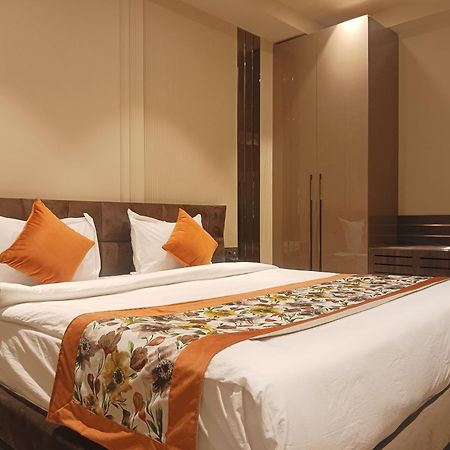 Hotel Cullinan By Qotel Janakpuri Delhi  Luaran gambar