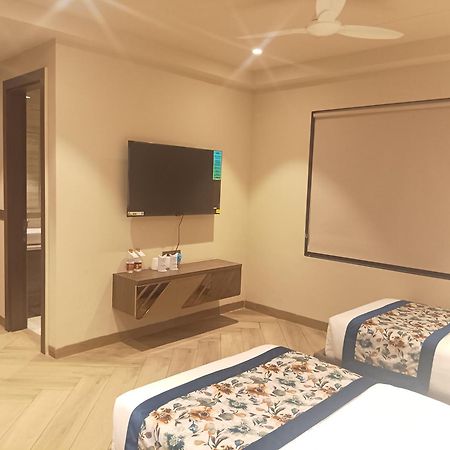 Hotel Cullinan By Qotel Janakpuri Delhi  Luaran gambar