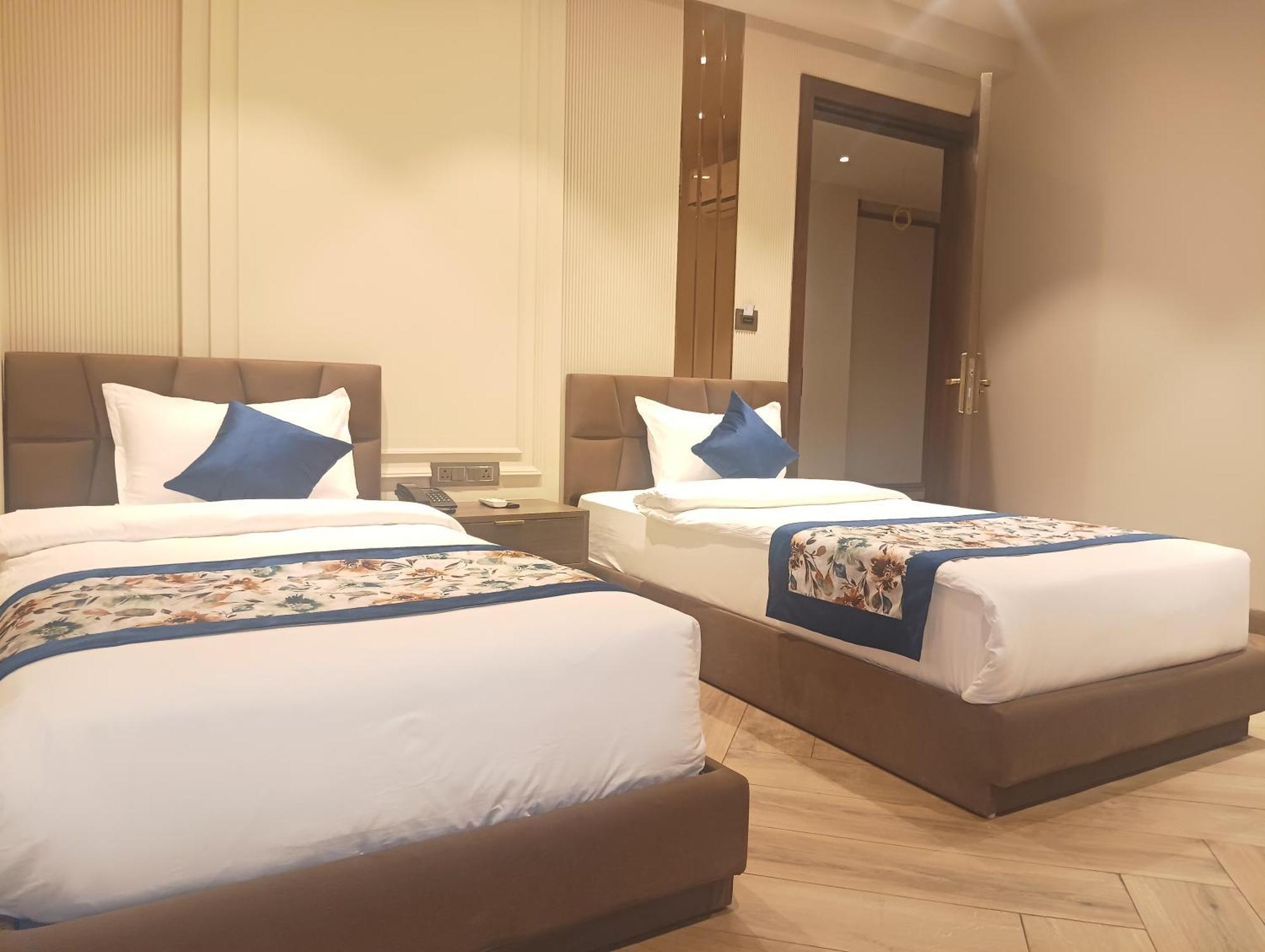 Hotel Cullinan By Qotel Janakpuri Delhi  Luaran gambar