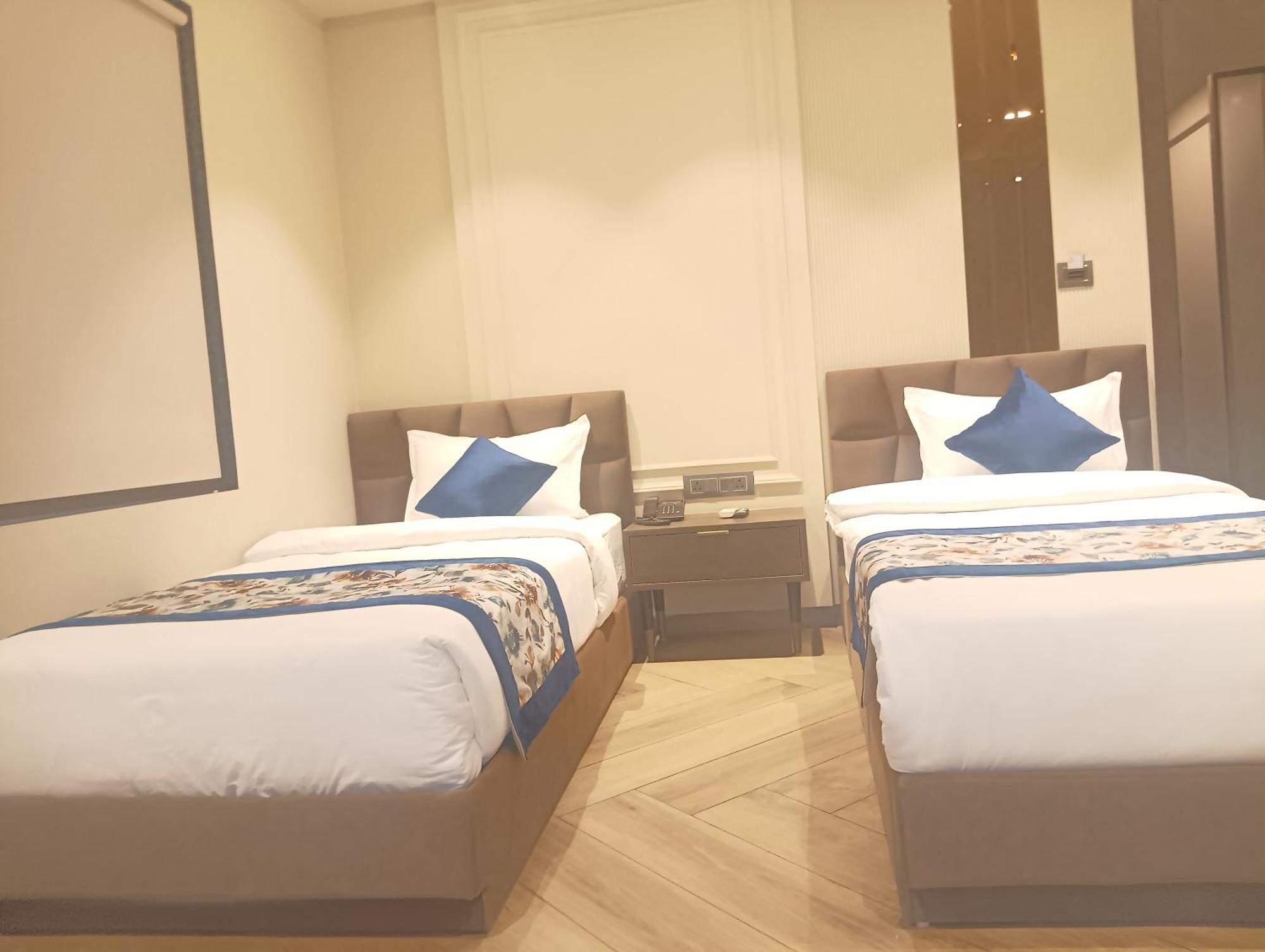 Hotel Cullinan By Qotel Janakpuri Delhi  Luaran gambar