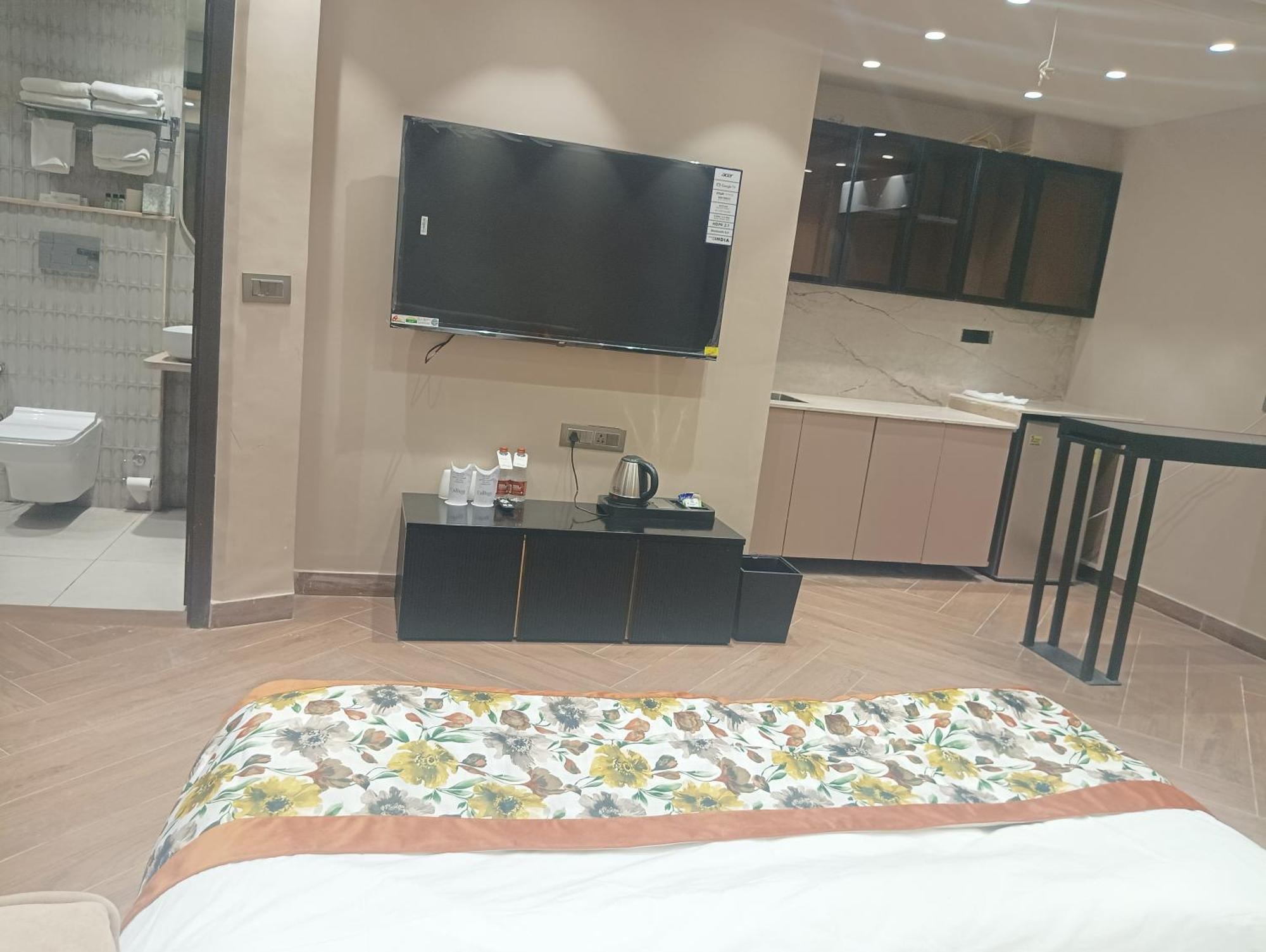 Hotel Cullinan By Qotel Janakpuri Delhi  Luaran gambar