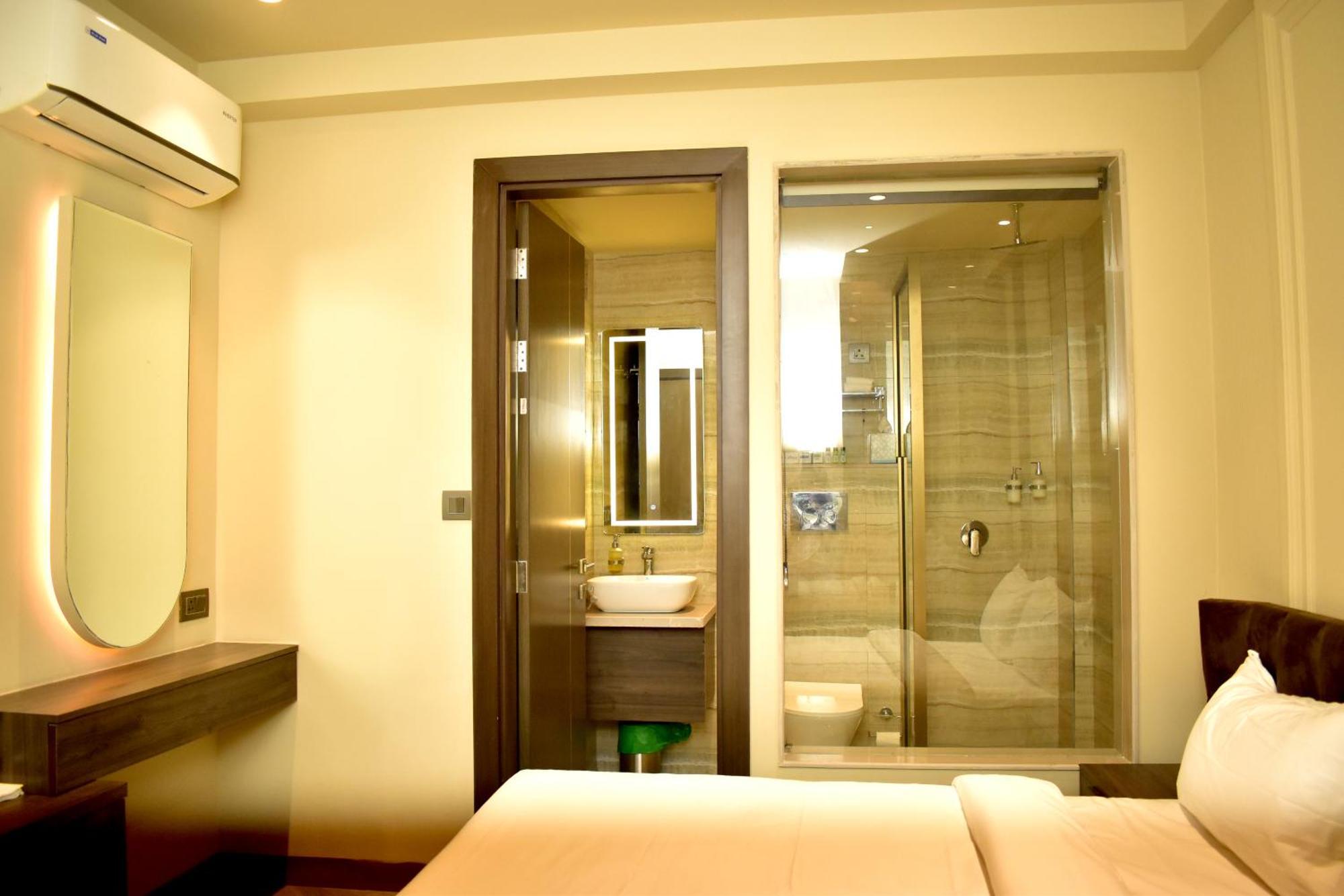 Hotel Cullinan By Qotel Janakpuri Delhi  Luaran gambar