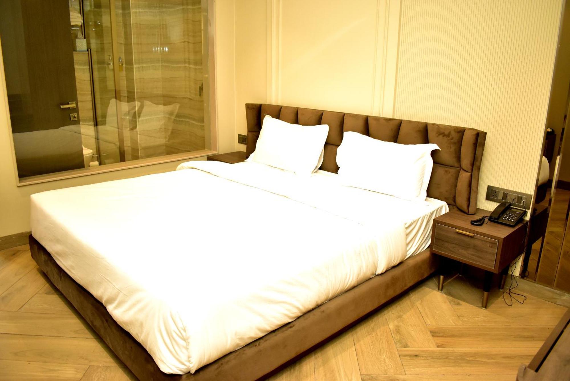 Hotel Cullinan By Qotel Janakpuri Delhi  Luaran gambar