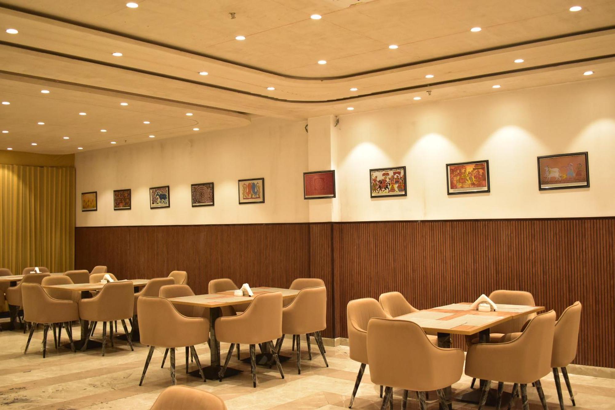 Hotel Cullinan By Qotel Janakpuri Delhi  Luaran gambar